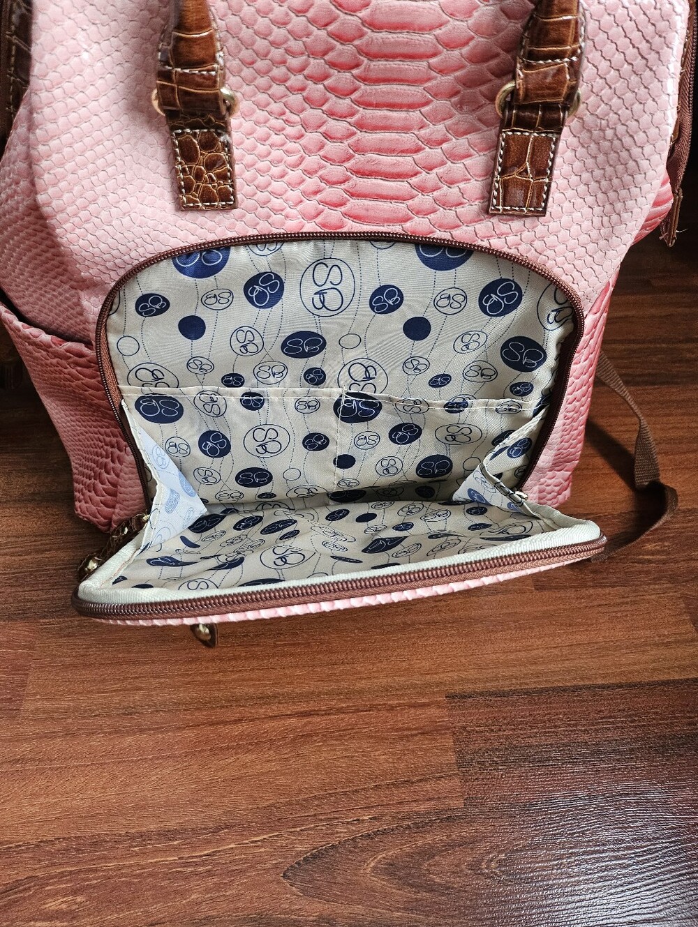 NWT Samantha Brown Ttavel Backpack Pink/Brown - Picture 7 of 10